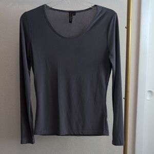 2/$15 Susan Lawrence Dark Gray Long Sleeve